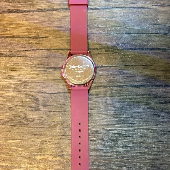 Juicy Couture quartz fashion watch (Y2K era, 2000s–early 